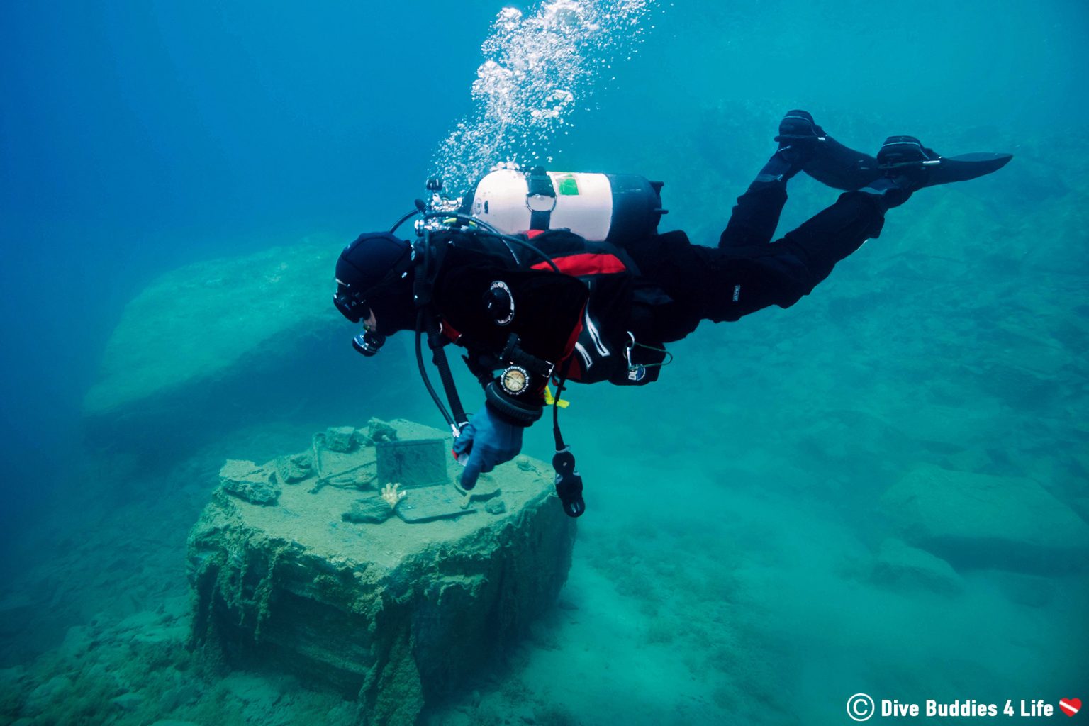 Safety Stops and their Importance in Diving Dive Buddies 4 Life