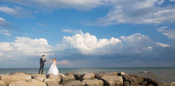 Scuba Joey And Ali Enjoying A Wedding Shoot On Rocks In Lake Ontario